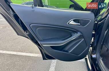 Позашляховик / Кросовер Mercedes-Benz GLA-Class 2016 в  фото 40 Позашляховик / Кросовер Mercedes-Benz GLA-Class 2016 в