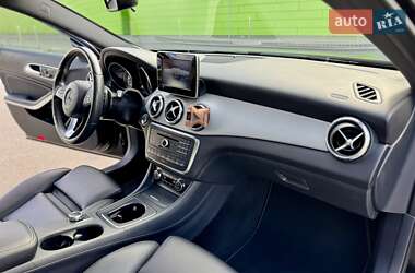 Позашляховик / Кросовер Mercedes-Benz GLA-Class 2016 в  фото 45 Позашляховик / Кросовер Mercedes-Benz GLA-Class 2016 в