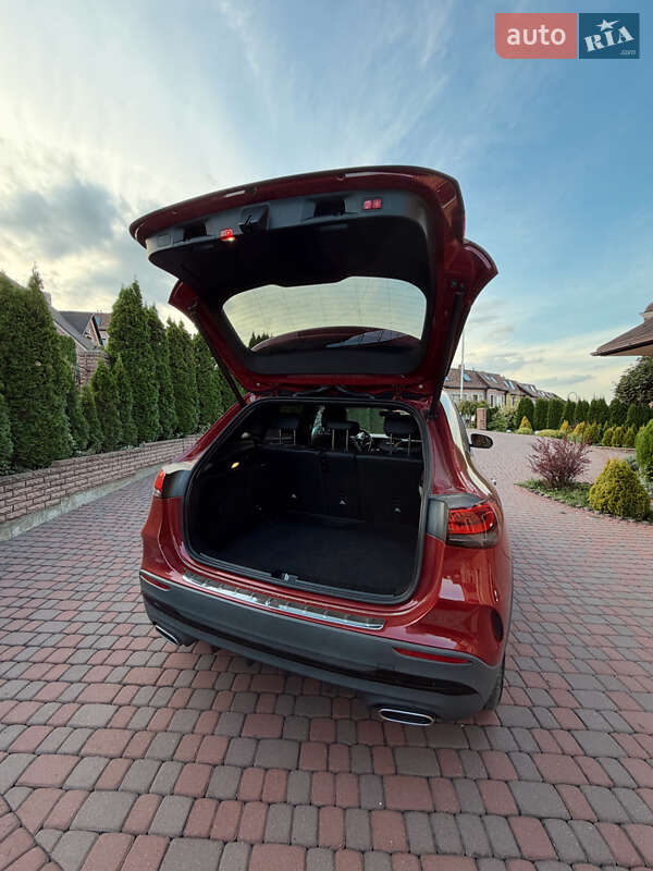 Внедорожник / Кроссовер Mercedes-Benz GLA-Class 2020 в Черновцах