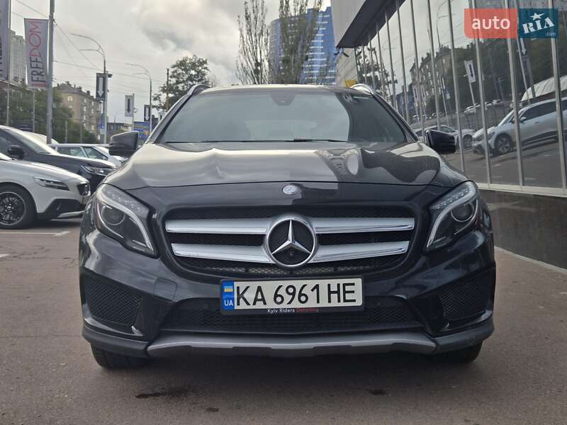 Внедорожник / Кроссовер Mercedes-Benz GLA-Class 2015 в Киеве