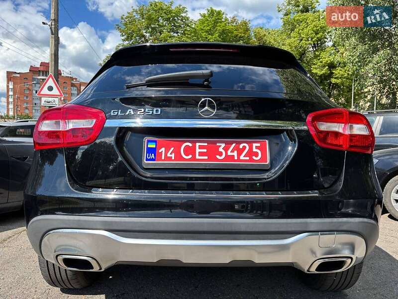 Внедорожник / Кроссовер Mercedes-Benz GLA-Class 2019 в Полтаве