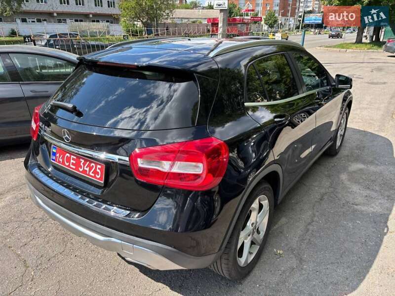 Внедорожник / Кроссовер Mercedes-Benz GLA-Class 2019 в Полтаве
