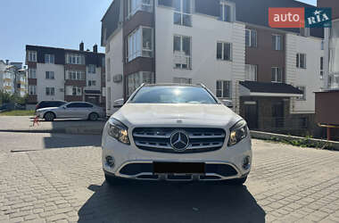 Позашляховик / Кросовер Mercedes-Benz GLA-Class 2017 в  фото 2 Позашляховик / Кросовер Mercedes-Benz GLA-Class 2017 в