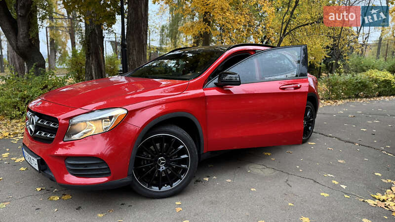 Позашляховик / Кросовер Mercedes-Benz GLA-Class 2019 в Києві