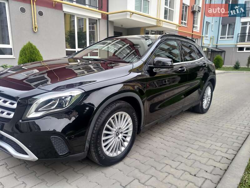 Внедорожник / Кроссовер Mercedes-Benz GLA-Class 2017 в Черновцах