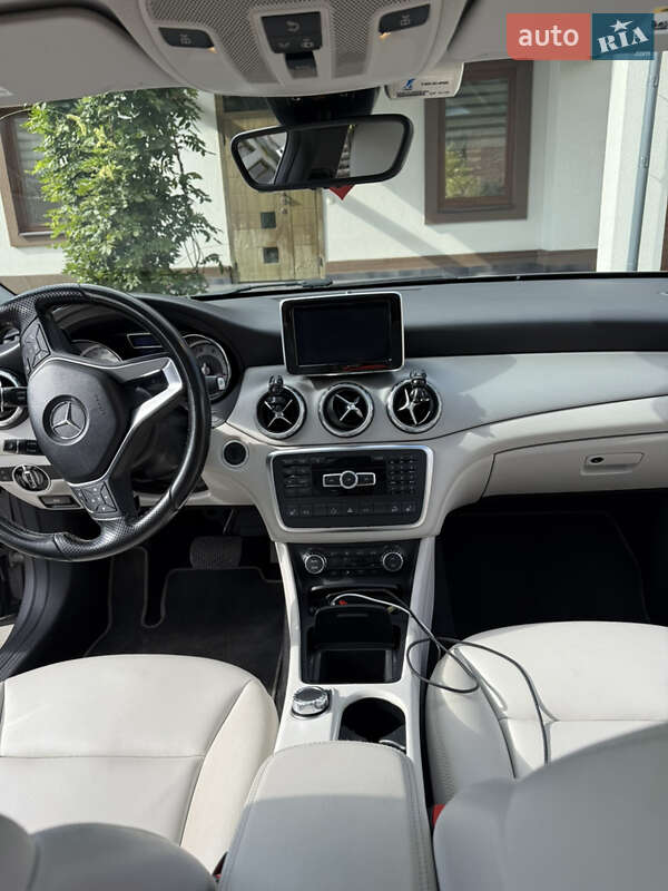 Позашляховик / Кросовер Mercedes-Benz GLA-Class 2014 в Львові фото 11 Позашляховик / Кросовер Mercedes-Benz GLA-Class 2014 в Львові