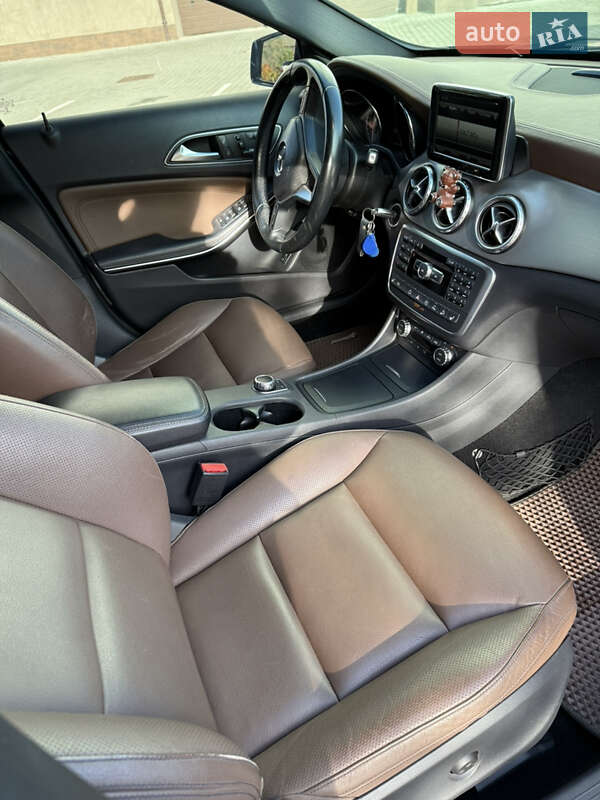 Позашляховик / Кросовер Mercedes-Benz GLA-Class 2015 в Івано-Франківську