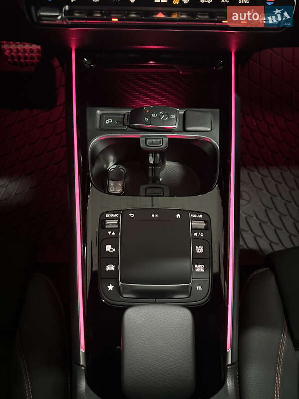 Позашляховик / Кросовер Mercedes-Benz GLA-Class 2022 в Києві