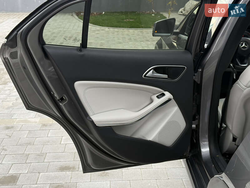 Позашляховик / Кросовер Mercedes-Benz GLA-Class 2016 в Тернополі фото 38 Позашляховик / Кросовер Mercedes-Benz GLA-Class 2016 в Тернополі