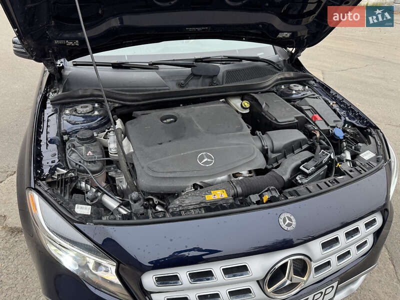 Позашляховик / Кросовер Mercedes-Benz GLA-Class 2018 в Києві фото 9 Позашляховик / Кросовер Mercedes-Benz GLA-Class 2018 в Києві