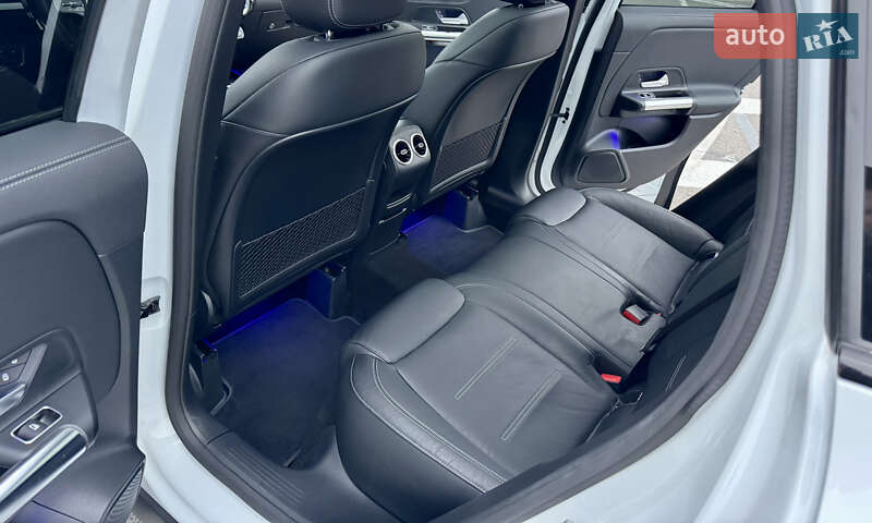 Внедорожник / Кроссовер Mercedes-Benz GLA-Class 2020 в Киеве фото 28 Внедорожник / Кроссовер Mercedes-Benz GLA-Class 2020 в Киеве