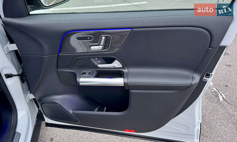 Внедорожник / Кроссовер Mercedes-Benz GLA-Class 2020 в Киеве фото 33 Внедорожник / Кроссовер Mercedes-Benz GLA-Class 2020 в Киеве