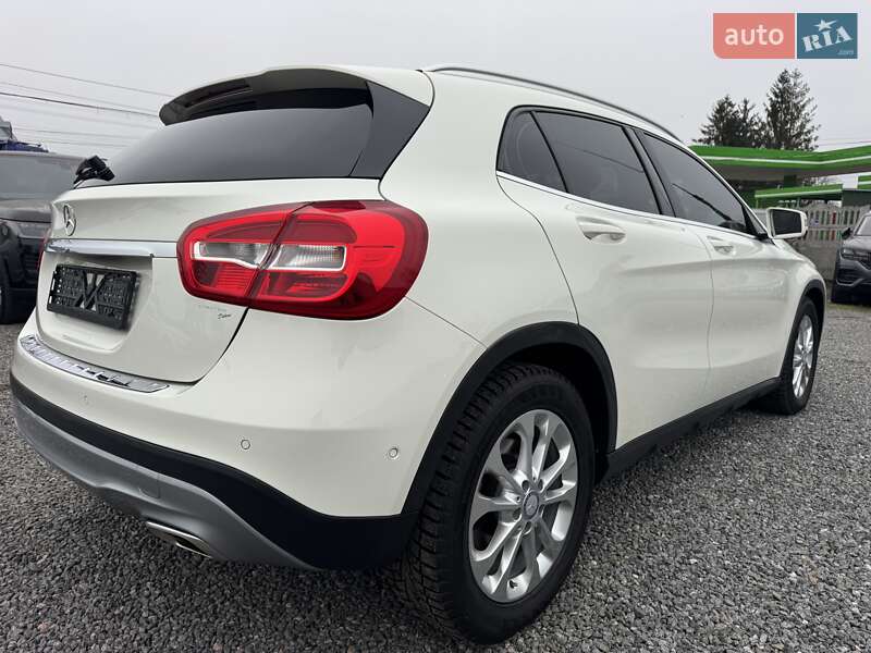 Внедорожник / Кроссовер Mercedes-Benz GLA-Class 2016 в Тернополе