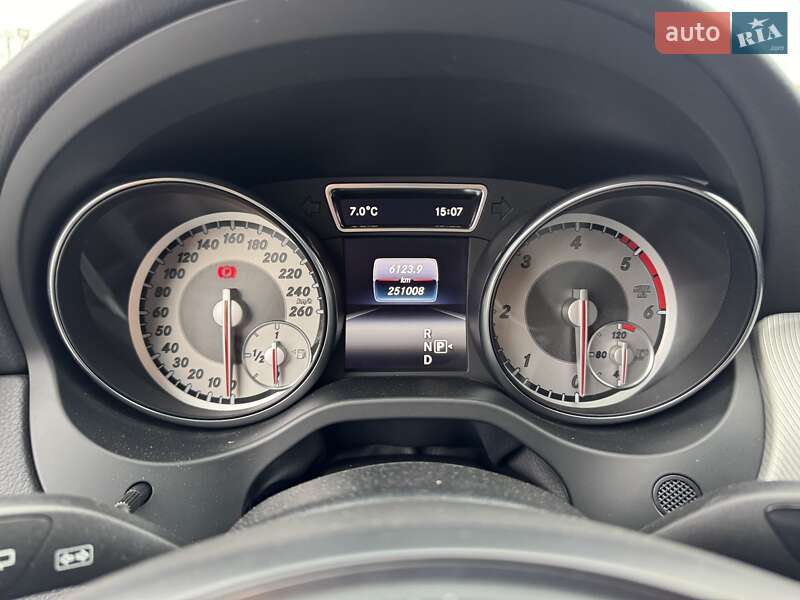 Внедорожник / Кроссовер Mercedes-Benz GLA-Class 2016 в Тернополе