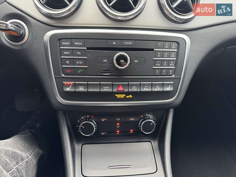 Внедорожник / Кроссовер Mercedes-Benz GLA-Class 2016 в Тернополе