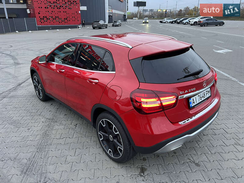 Позашляховик / Кросовер Mercedes-Benz GLA-Class 2019 в Києві фото 10 Позашляховик / Кросовер Mercedes-Benz GLA-Class 2019 в Києві