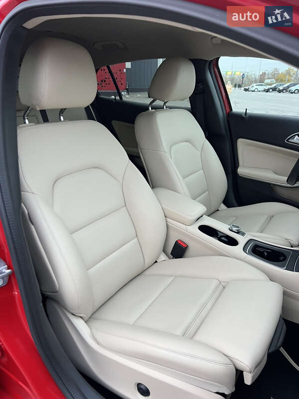 Позашляховик / Кросовер Mercedes-Benz GLA-Class 2019 в Києві фото 28 Позашляховик / Кросовер Mercedes-Benz GLA-Class 2019 в Києві