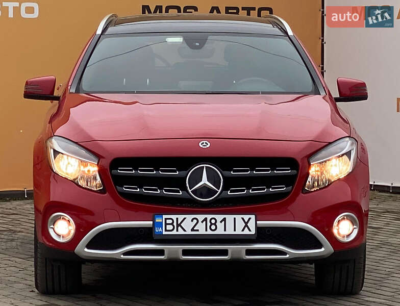 Позашляховик / Кросовер Mercedes-Benz GLA-Class 2018 в Рівному
