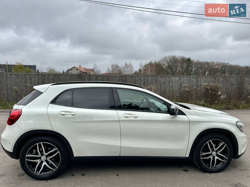 Позашляховик / Кросовер Mercedes-Benz GLA-Class 2015 в Києві