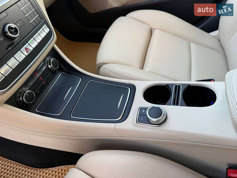 Позашляховик / Кросовер Mercedes-Benz GLA-Class 2017 в Стрию