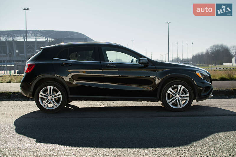 Внедорожник / Кроссовер Mercedes-Benz GLA-Class 2016 в Львове