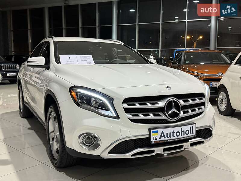 Внедорожник / Кроссовер Mercedes-Benz GLA-Class 2019 в Одессе