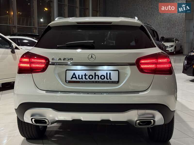 Внедорожник / Кроссовер Mercedes-Benz GLA-Class 2019 в Одессе