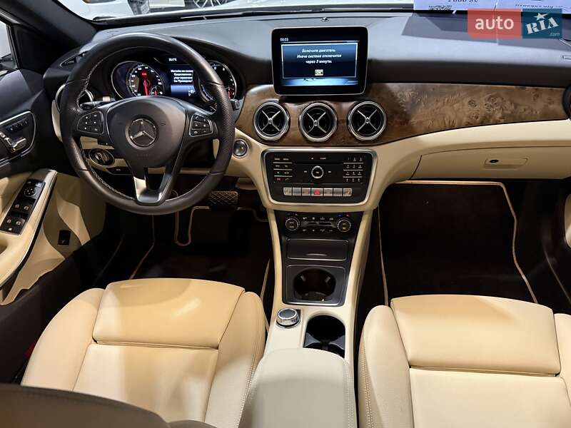 Внедорожник / Кроссовер Mercedes-Benz GLA-Class 2019 в Одессе