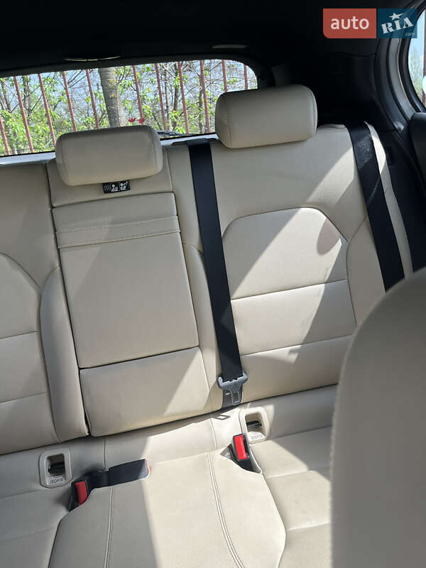 Позашляховик / Кросовер Mercedes-Benz GLA-Class 2015 в Києві