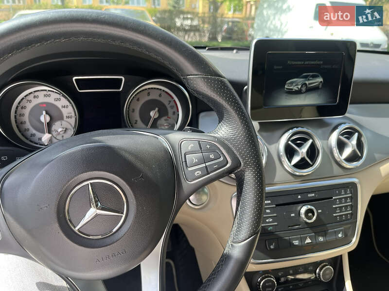 Позашляховик / Кросовер Mercedes-Benz GLA-Class 2015 в Києві