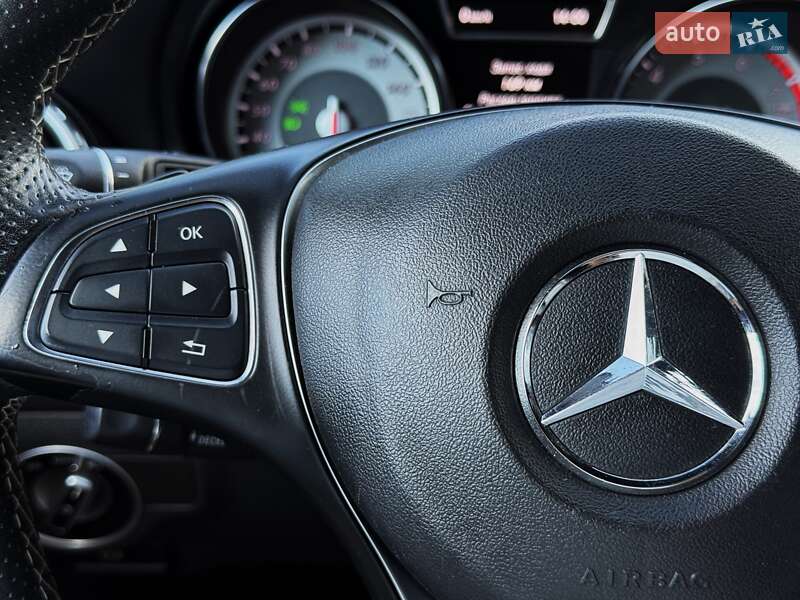 Позашляховик / Кросовер Mercedes-Benz GLA-Class 2016 в Києві