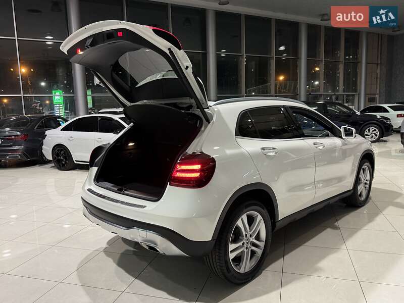 Позашляховик / Кросовер Mercedes-Benz GLA-Class 2019 в Одесі