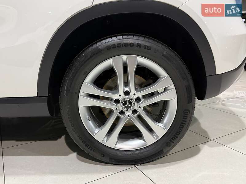 Позашляховик / Кросовер Mercedes-Benz GLA-Class 2019 в Одесі