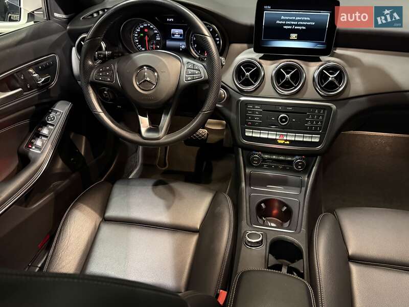 Позашляховик / Кросовер Mercedes-Benz GLA-Class 2019 в Одесі