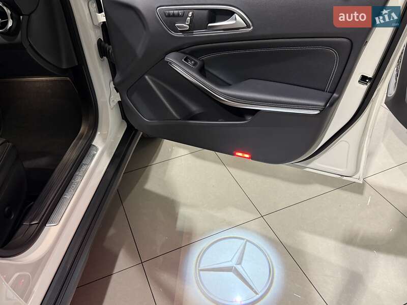 Позашляховик / Кросовер Mercedes-Benz GLA-Class 2019 в Одесі