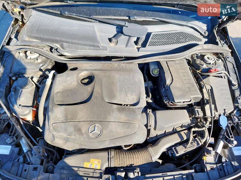 Внедорожник / Кроссовер Mercedes-Benz GLA-Class 2019 в Тернополе