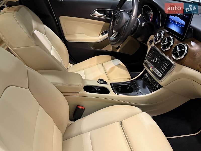 Позашляховик / Кросовер Mercedes-Benz GLA-Class 2019 в Одесі