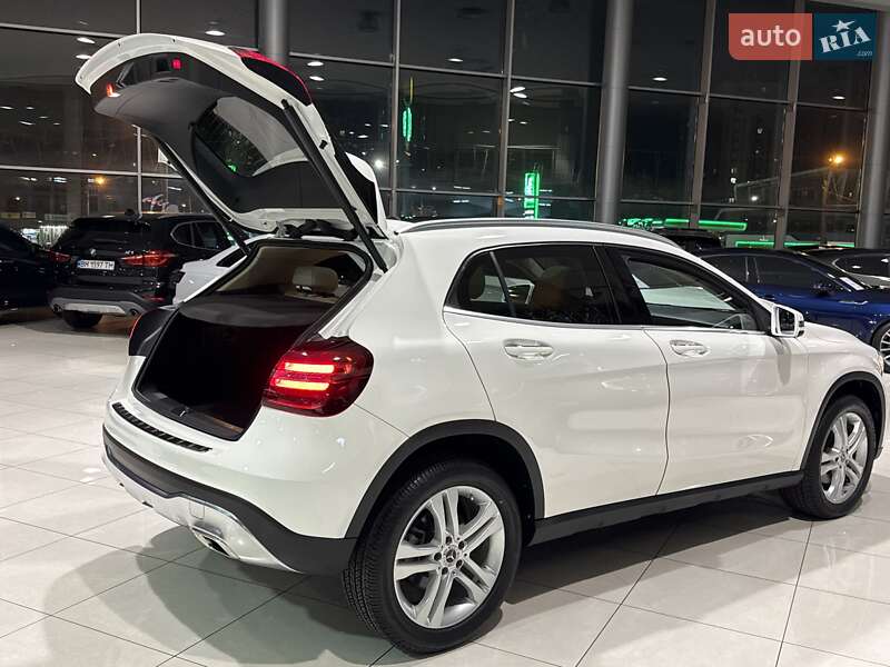 Позашляховик / Кросовер Mercedes-Benz GLA-Class 2019 в Одесі