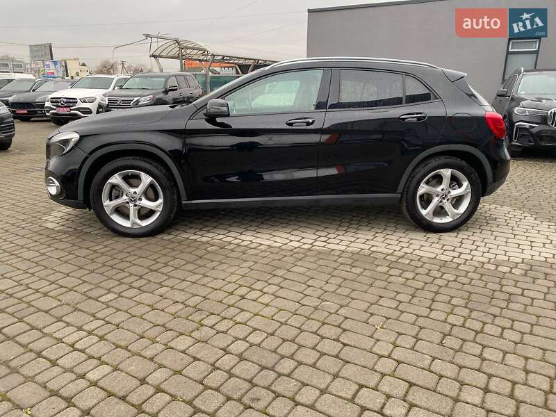 Внедорожник / Кроссовер Mercedes-Benz GLA-Class 2017 в Львове