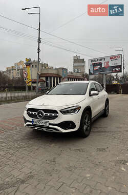Внедорожник / Кроссовер Mercedes-Benz GLA-Class 2021 в Киеве