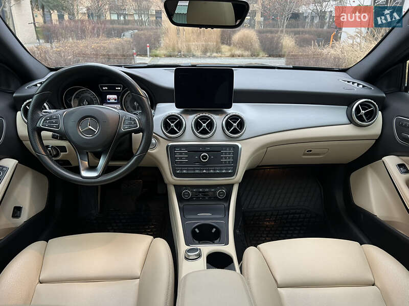 Внедорожник / Кроссовер Mercedes-Benz GLA-Class 2017 в Киеве фото 36 Внедорожник / Кроссовер Mercedes-Benz GLA-Class 2017 в Киеве