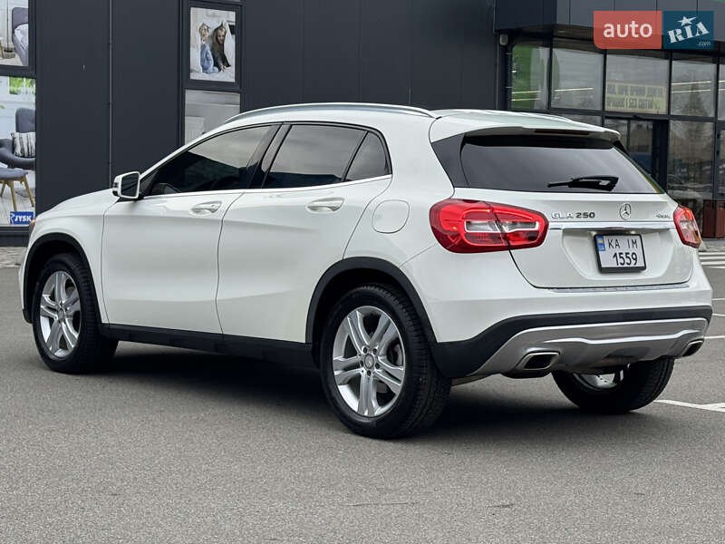 Позашляховик / Кросовер Mercedes-Benz GLA-Class 2016 в Києві