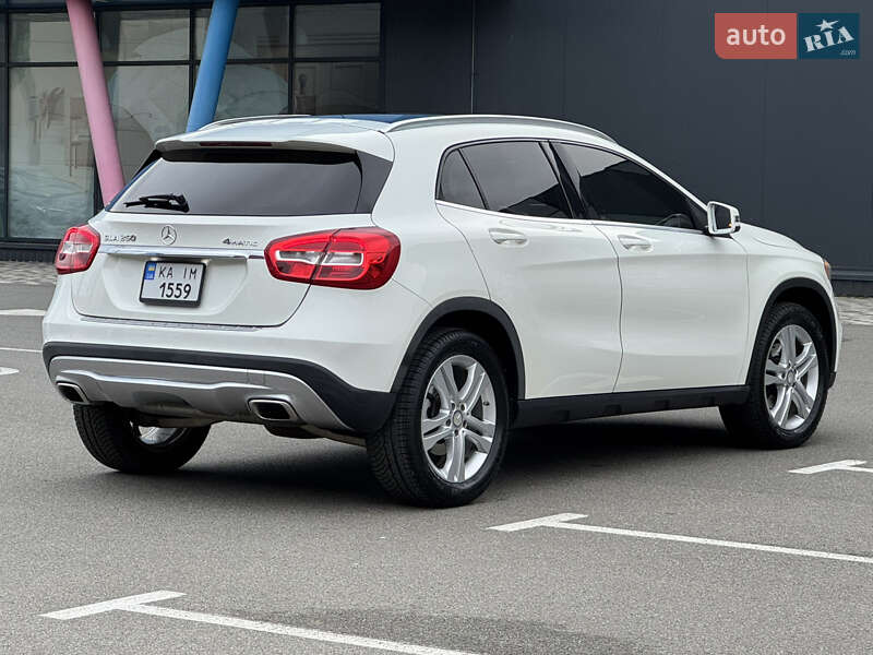 Позашляховик / Кросовер Mercedes-Benz GLA-Class 2016 в Києві