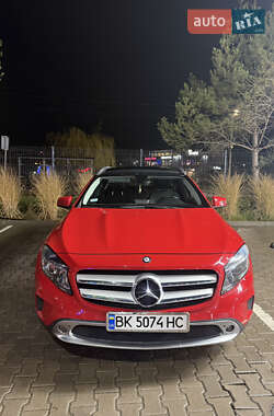 Позашляховик / Кросовер Mercedes-Benz GLA-Class 2015 в Рівному