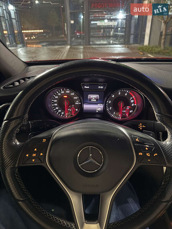 Позашляховик / Кросовер Mercedes-Benz GLA-Class 2015 в Рівному