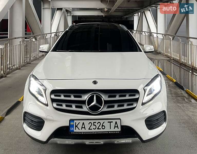 Позашляховик / Кросовер Mercedes-Benz GLA-Class 2018 в Києві