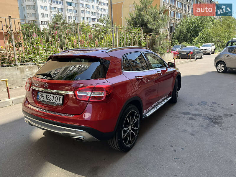 Позашляховик / Кросовер Mercedes-Benz GLA-Class 2016 в Одесі