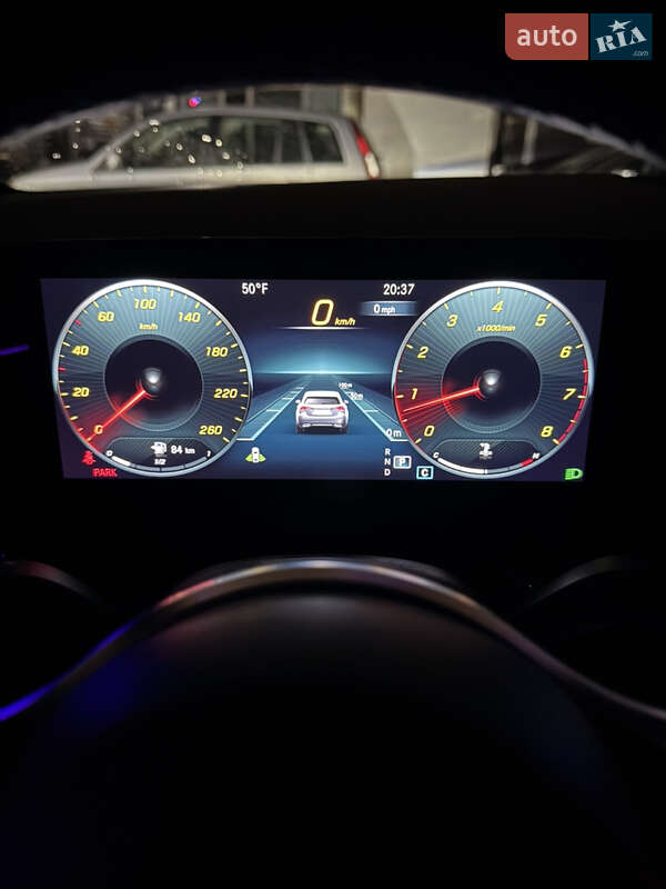 Внедорожник / Кроссовер Mercedes-Benz GLA-Class 2022 в Киеве