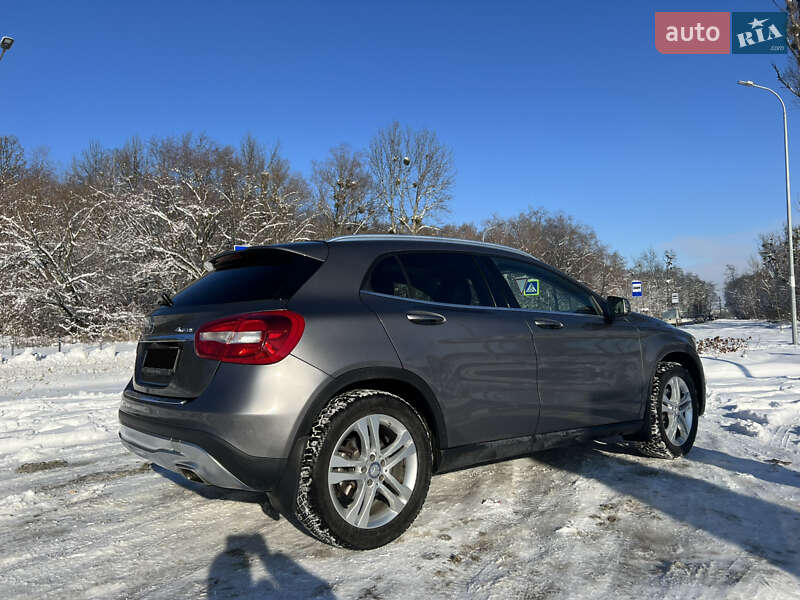 Внедорожник / Кроссовер Mercedes-Benz GLA-Class 2015 в Львове