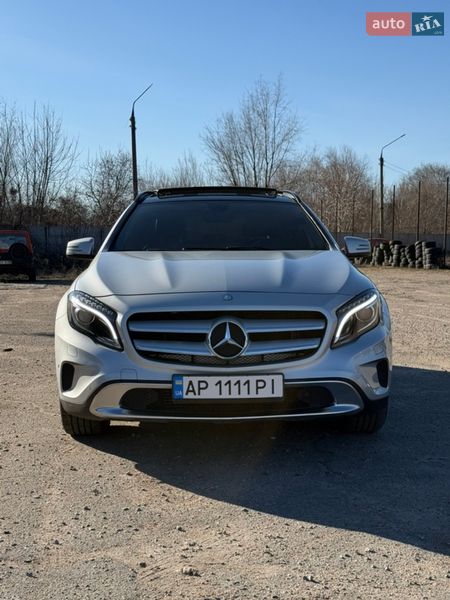 Mercedes-Benz GLA-Class 2015